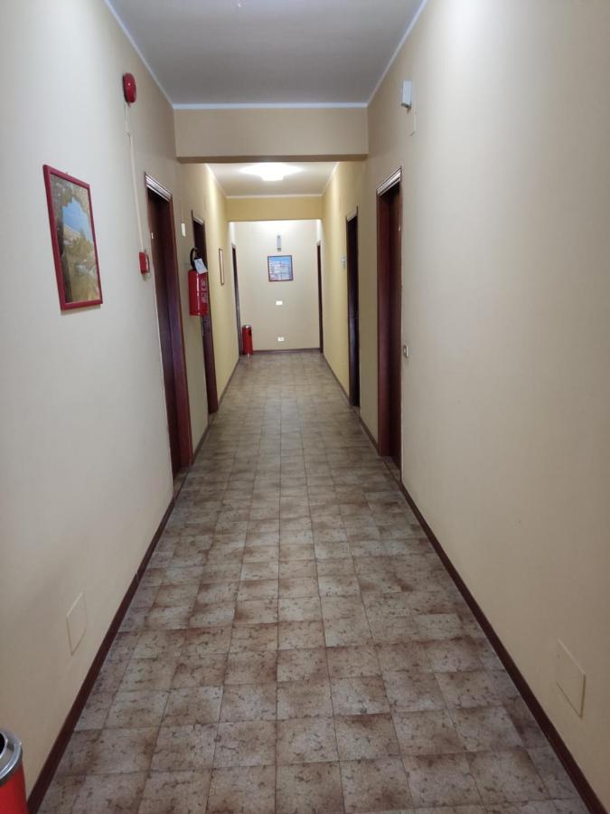 וילה סן ג'ובאני Hotel Il Dollaro מראה חיצוני תמונה